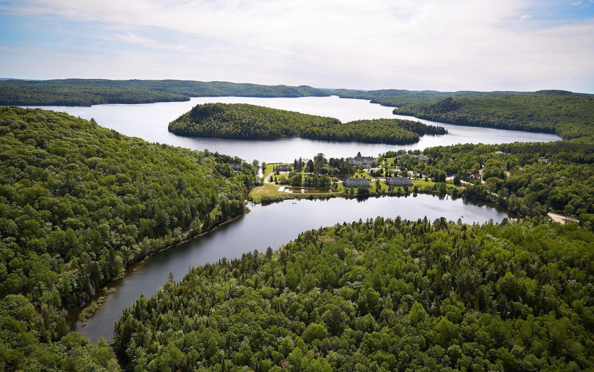 Auberge Du Lac-A-L'Eau-Claire Сен-Алексис-де-Мон Екстериор снимка