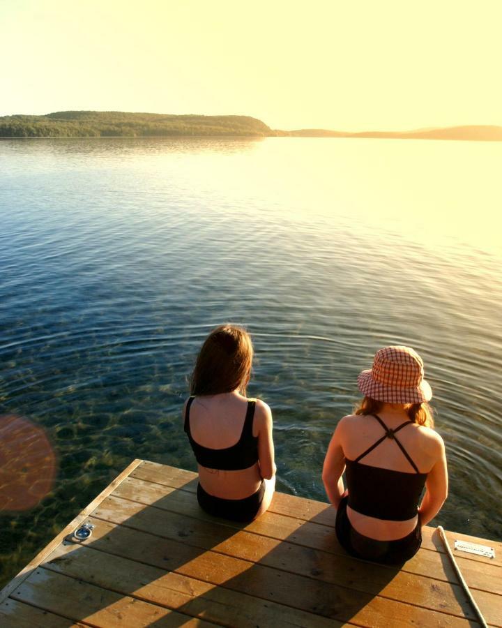 Auberge Du Lac-A-L'Eau-Claire Сен-Алексис-де-Мон Екстериор снимка