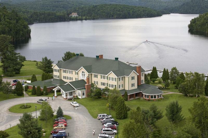 Auberge Du Lac-A-L'Eau-Claire Сен-Алексис-де-Мон Екстериор снимка